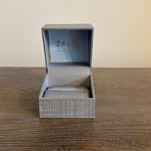 ZALES empty ring box